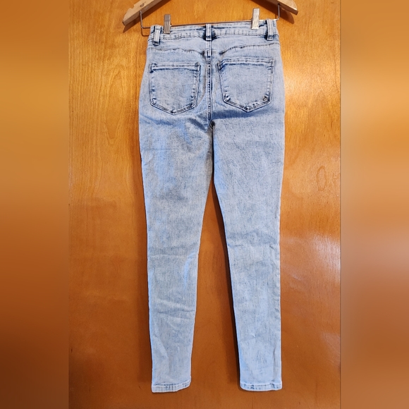 Indigo Rein Light Wash Super Skinny Jean - Picture 6 of 9